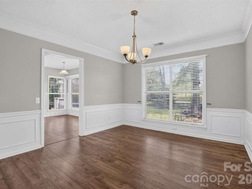 5936 Downfield Wood Drive, Charlotte, NC 28269.  MLS# CAR4413592, YatesRealty ID 45510. Dining Room