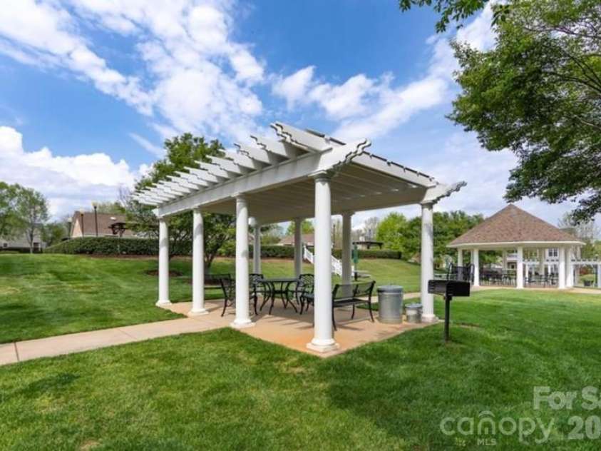9113 Mcdowell Creek Court, Cornelius, NC 28031.  MLS# CAR4409709, YatesRealty ID 45511. 