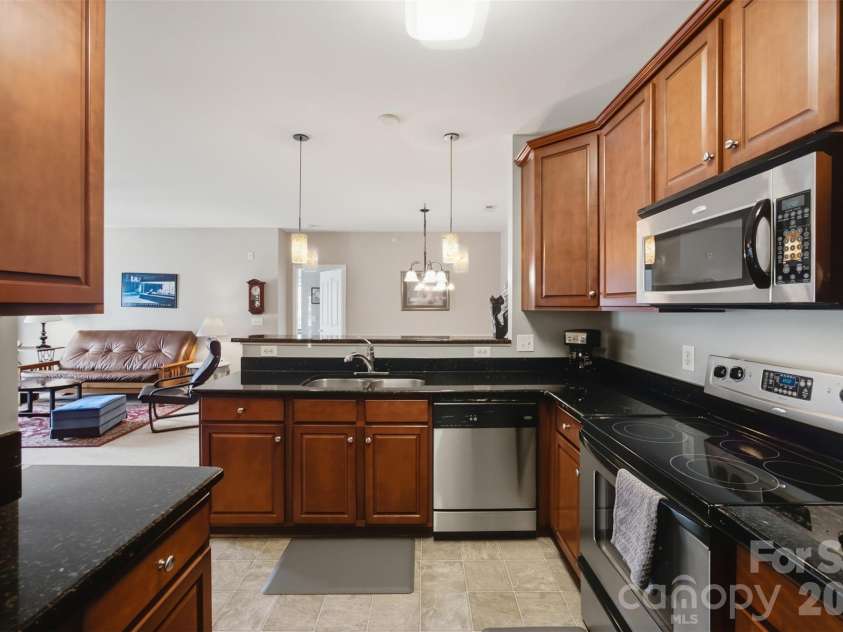 9113 Mcdowell Creek Court, Cornelius, NC 28031.  MLS# CAR4409709, YatesRealty ID 45511. 
