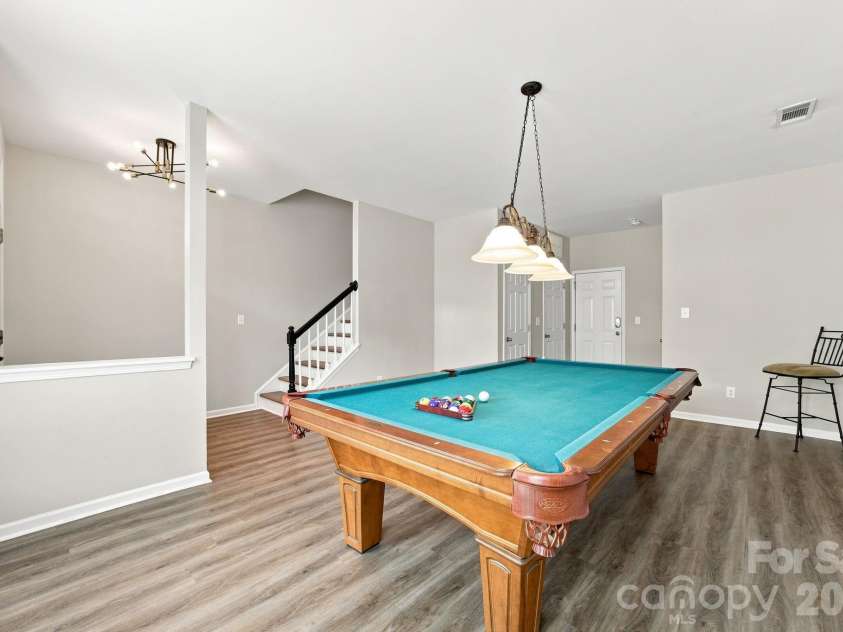 2031 Cambridge Beltway Drive, Charlotte, NC 28273.  MLS# CAR4413731, YatesRealty ID 45512. 