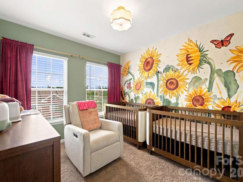 2031 Cambridge Beltway Drive, Charlotte, NC 28273.  MLS# CAR4413731, YatesRealty ID 45512. 