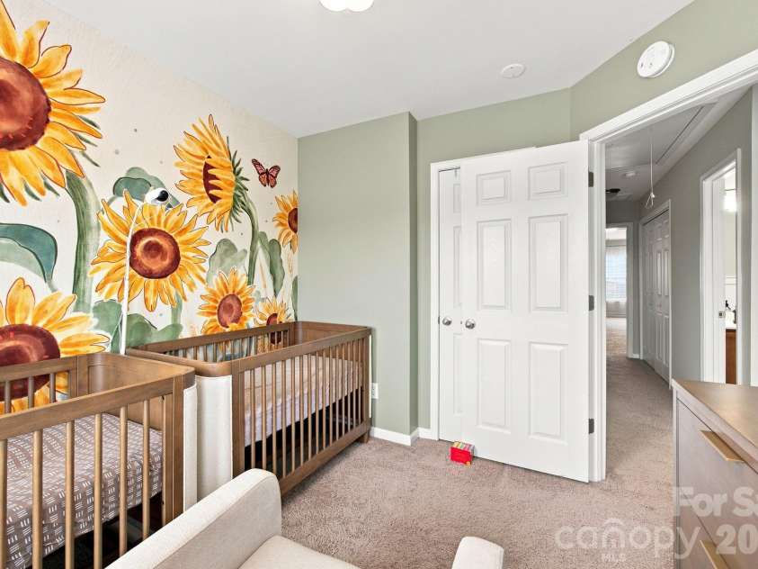 2031 Cambridge Beltway Drive, Charlotte, NC 28273.  MLS# CAR4413731, YatesRealty ID 45512. 