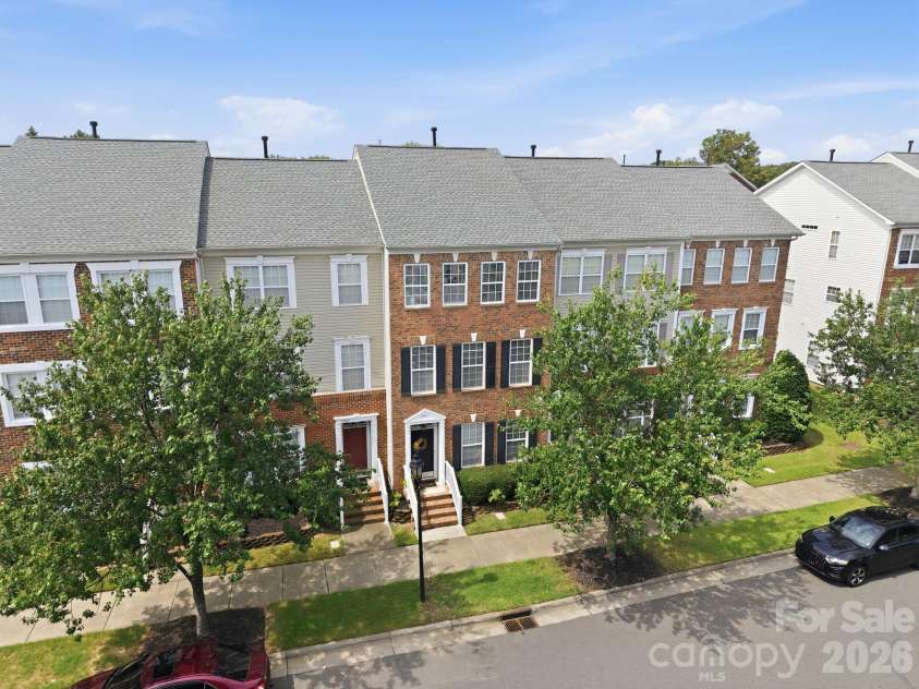 2031 Cambridge Beltway Drive, Charlotte, NC 28273.  MLS# CAR4413731, YatesRealty ID 45512. 