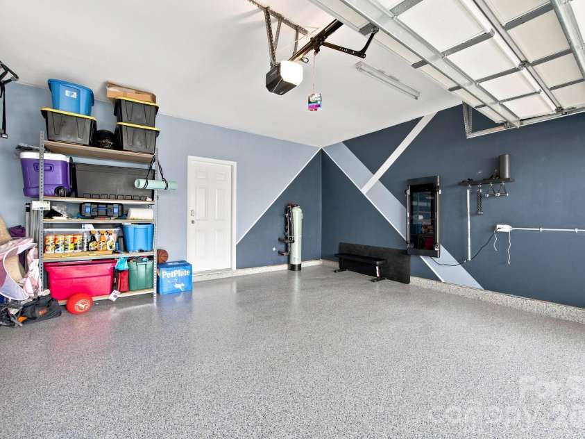 2031 Cambridge Beltway Drive, Charlotte, NC 28273.  MLS# CAR4413731, YatesRealty ID 45512. Epoxy Garage Floors