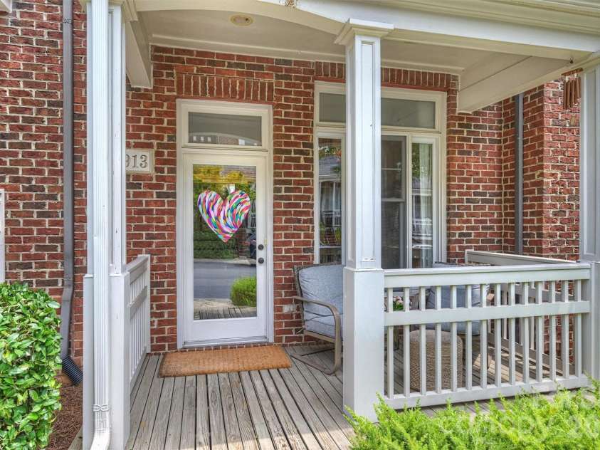4913 Hill View Drive, Charlotte, NC 28210.  MLS# CAR4410538, YatesRealty ID 45516. Relax on front porch