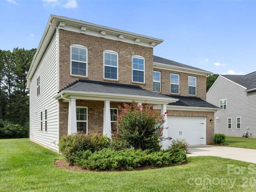 3307 Sand Post Oak Court, Gastonia, NC 28056.  MLS# CAR4397989, YatesRealty ID 45517. 