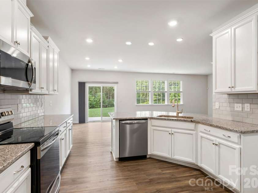 3307 Sand Post Oak Court, Gastonia, NC 28056.  MLS# CAR4397989, YatesRealty ID 45517. 
