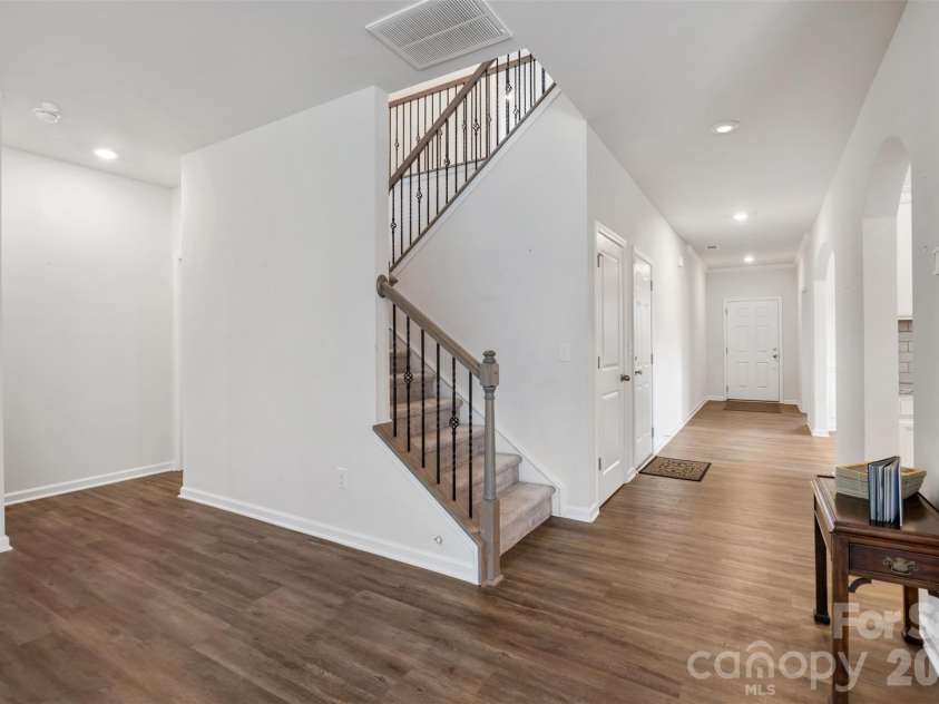 3307 Sand Post Oak Court, Gastonia, NC 28056.  MLS# CAR4397989, YatesRealty ID 45517. 