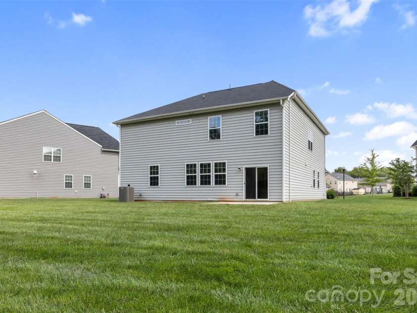 3307 Sand Post Oak Court, Gastonia, NC 28056.  MLS# CAR4397989, YatesRealty ID 45517. 
