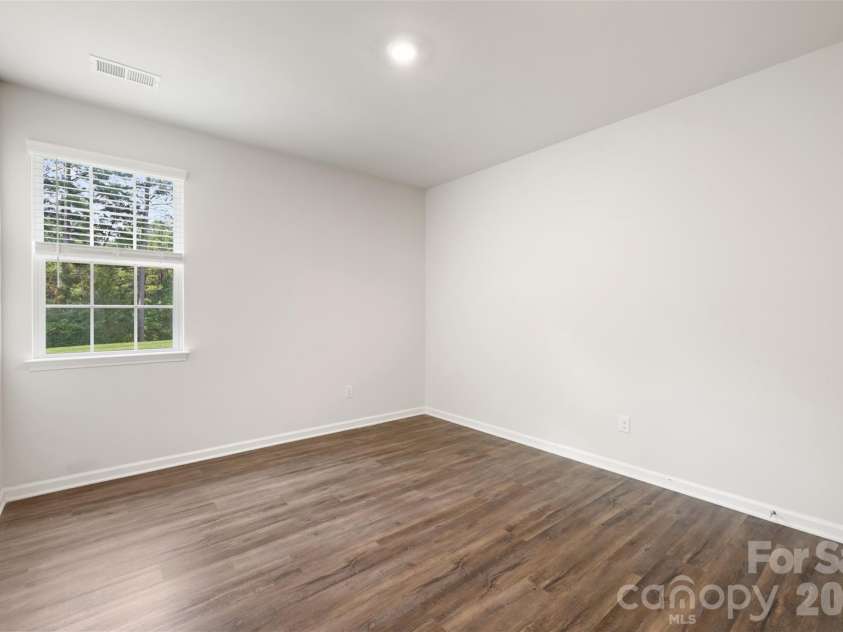 3307 Sand Post Oak Court, Gastonia, NC 28056.  MLS# CAR4397989, YatesRealty ID 45517. First Floor Primary