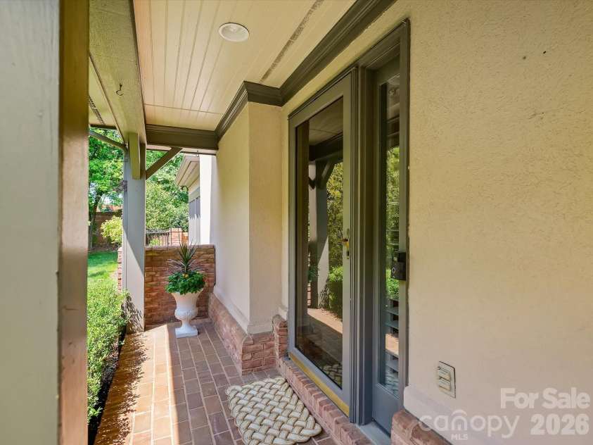5719 Ballinard Lane, Charlotte, NC 28277.  MLS# CAR4400247, YatesRealty ID 45519. 