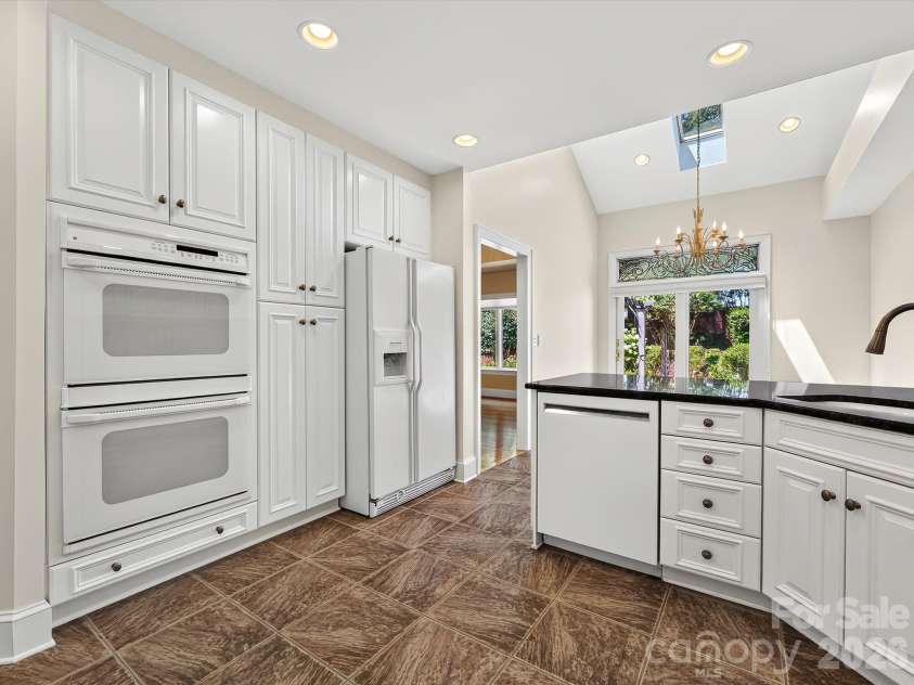 5719 Ballinard Lane, Charlotte, NC 28277.  MLS# CAR4400247, YatesRealty ID 45519. 