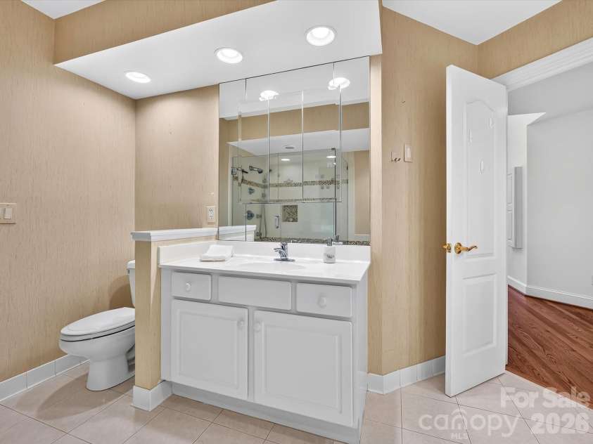 5719 Ballinard Lane, Charlotte, NC 28277.  MLS# CAR4400247, YatesRealty ID 45519. 