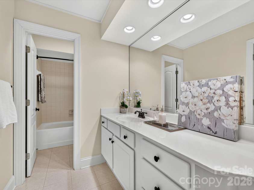 5719 Ballinard Lane, Charlotte, NC 28277.  MLS# CAR4400247, YatesRealty ID 45519. 
