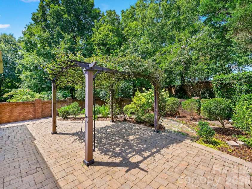 5719 Ballinard Lane, Charlotte, NC 28277.  MLS# CAR4400247, YatesRealty ID 45519. 