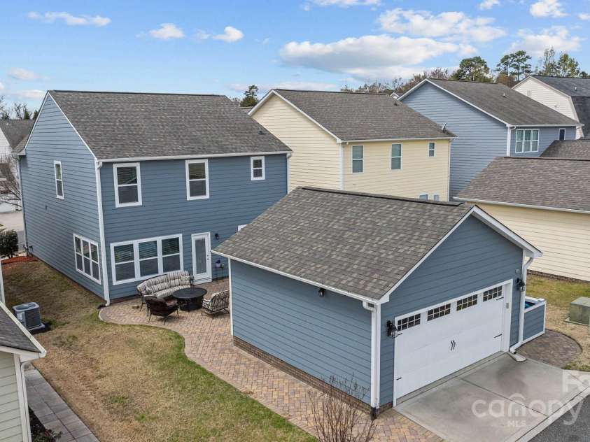 12545 Druids Glen Drive, Pineville, NC 28134.  MLS# CAR4234518, YatesRealty ID 4552. Freshly replaced siding and newly painted