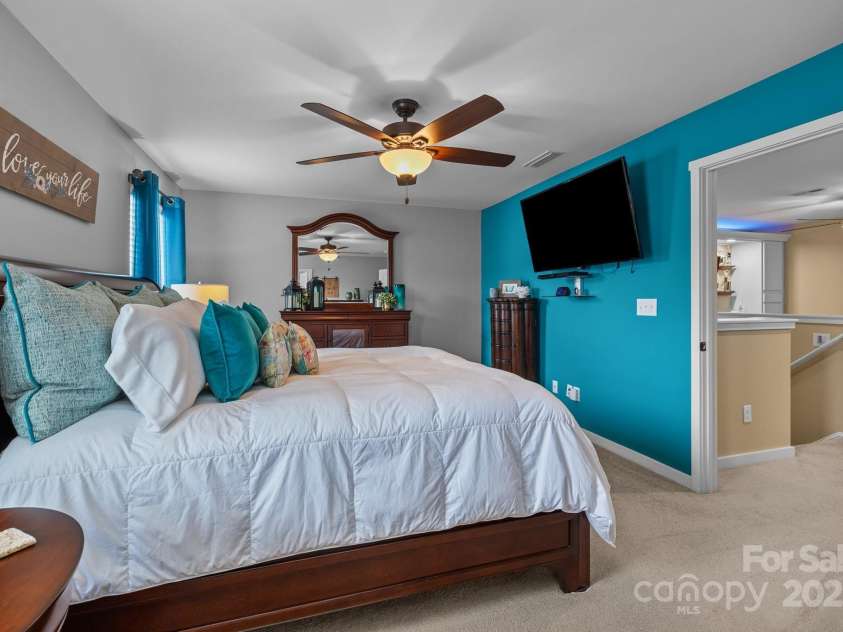 12545 Druids Glen Drive, Pineville, NC 28134.  MLS# CAR4234518, YatesRealty ID 4552. Primary bedroom