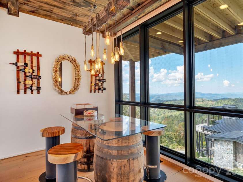 294 Silver Eagle Trail, Banner Elk, NC 28604.  MLS# CAR4321474, YatesRealty ID 4552. 