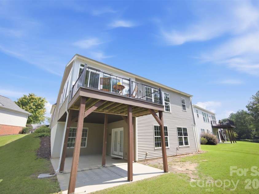27071 Sanderling Court, Fort Mill, SC 29707.  MLS# CAR4396997, YatesRealty ID 45520. Walk-out Basement