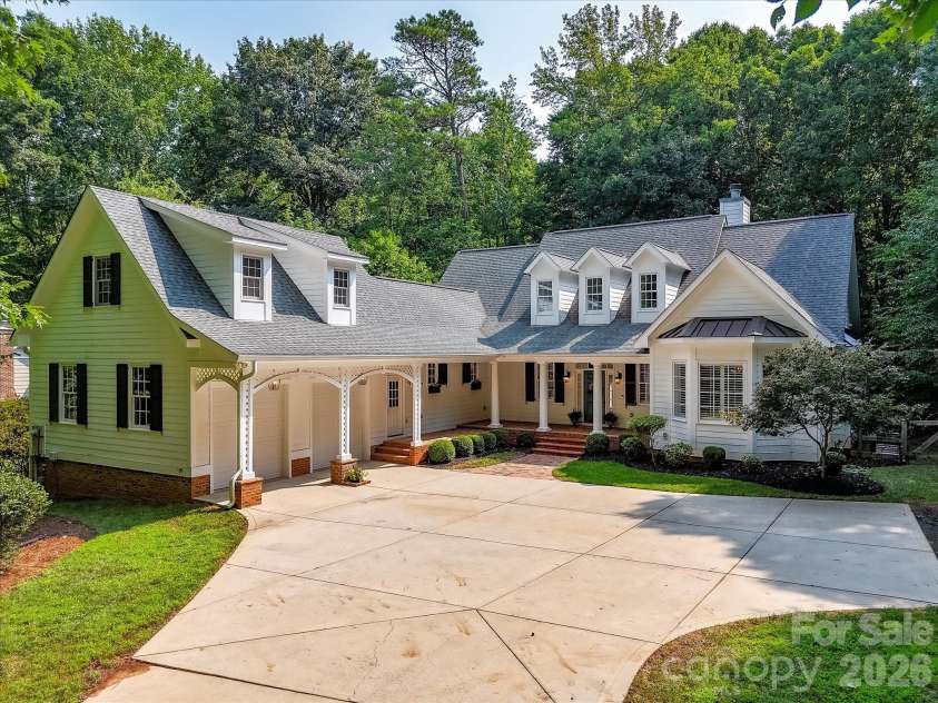 9417 White Hemlock Lane, Charlotte, NC 28270.  MLS# CAR4407608, YatesRealty ID 45522. 