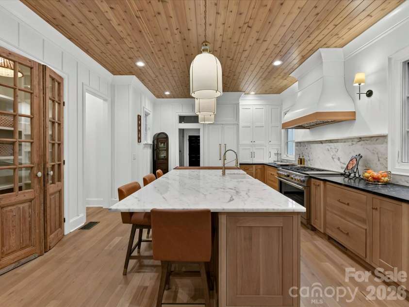 9417 White Hemlock Lane, Charlotte, NC 28270.  MLS# CAR4407608, YatesRealty ID 45522. 