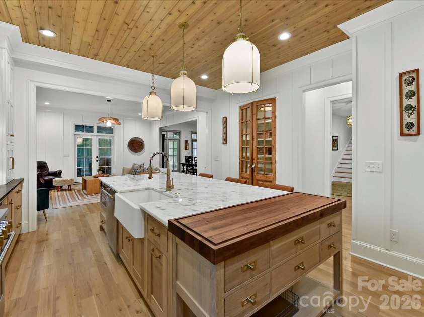 9417 White Hemlock Lane, Charlotte, NC 28270.  MLS# CAR4407608, YatesRealty ID 45522. 