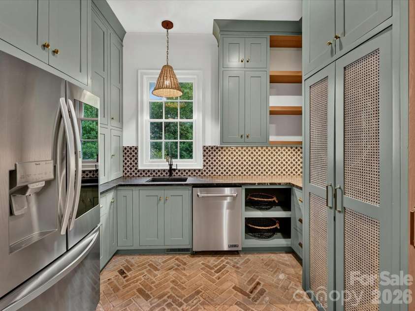 9417 White Hemlock Lane, Charlotte, NC 28270.  MLS# CAR4407608, YatesRealty ID 45522. 