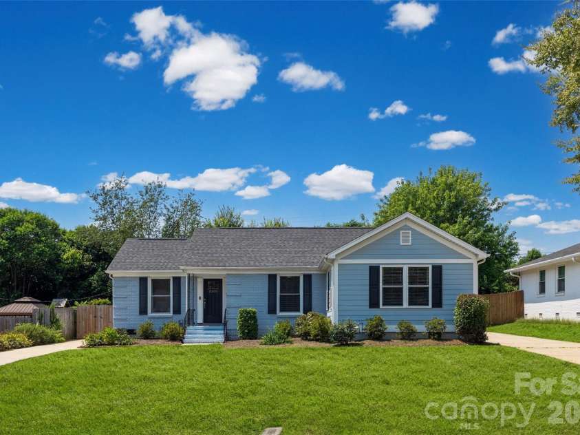 5300 Milford Road, Charlotte, NC 28210.  MLS# CAR4402604, YatesRealty ID 45523. 