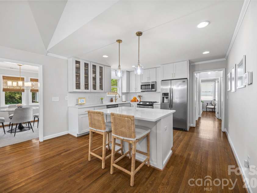 5300 Milford Road, Charlotte, NC 28210.  MLS# CAR4402604, YatesRealty ID 45523. 