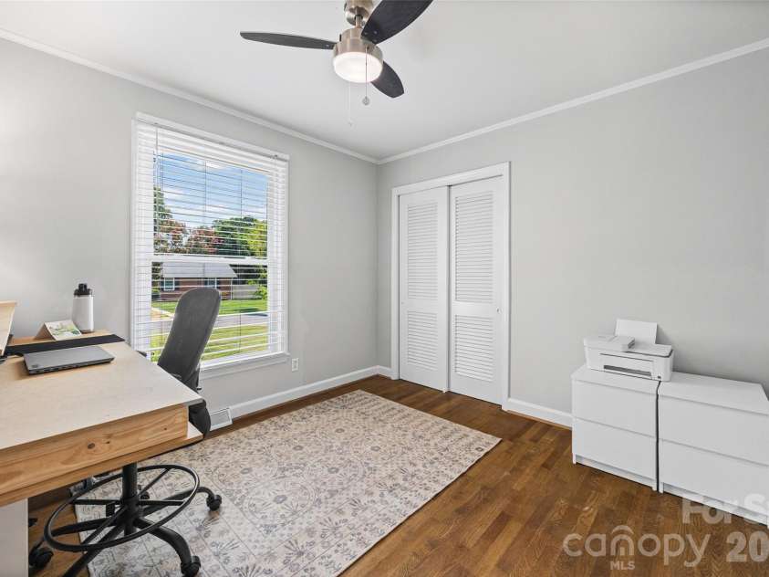 5300 Milford Road, Charlotte, NC 28210.  MLS# CAR4402604, YatesRealty ID 45523. 