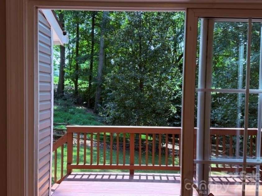 9424 Fairway Ridge Road, Charlotte, NC 28277.  MLS# CAR4414404, YatesRealty ID 45524. 