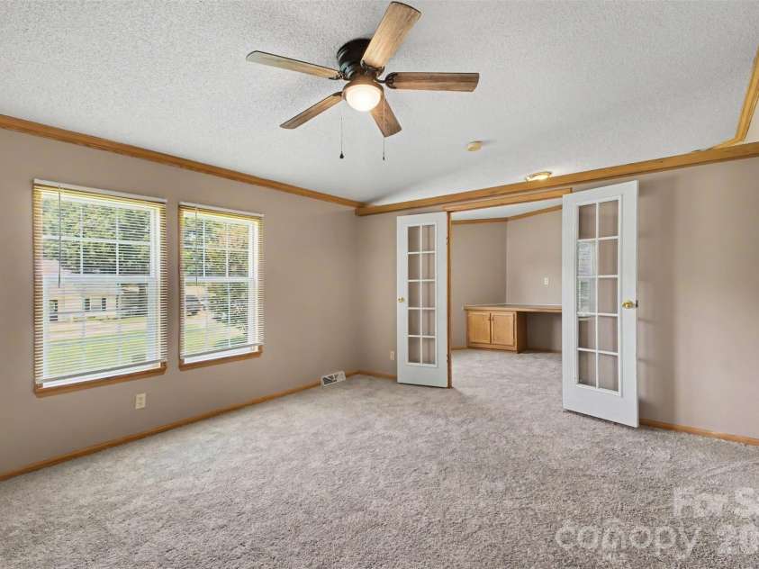 373 Laney Street, Concord, NC 28027.  MLS# CAR4416123, YatesRealty ID 45526. 