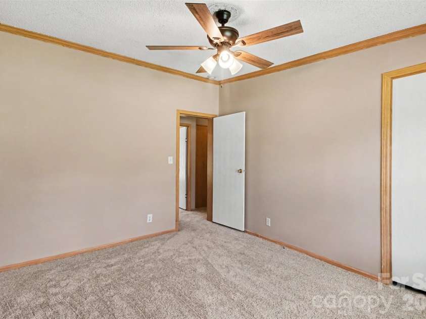 373 Laney Street, Concord, NC 28027.  MLS# CAR4416123, YatesRealty ID 45526. 