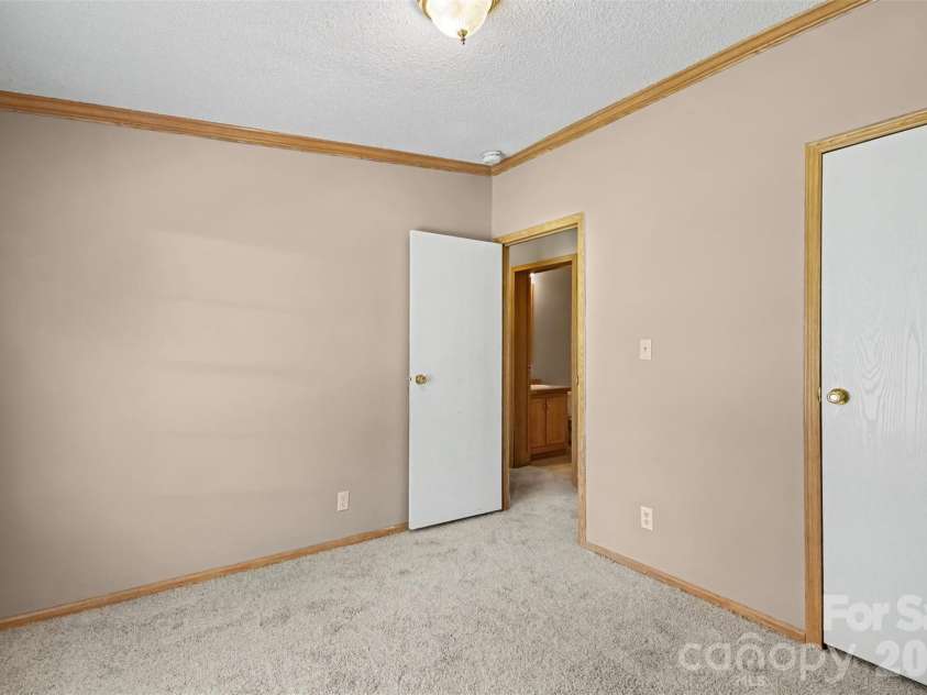 373 Laney Street, Concord, NC 28027.  MLS# CAR4416123, YatesRealty ID 45526. 