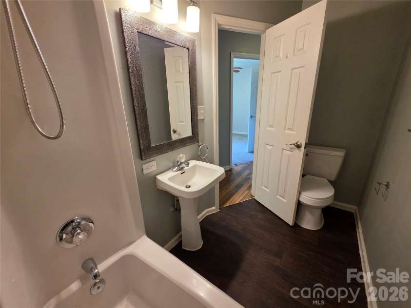 2211 Auten Circle, Mount Holly, NC 28120.  MLS# CAR4416125, YatesRealty ID 45527. 