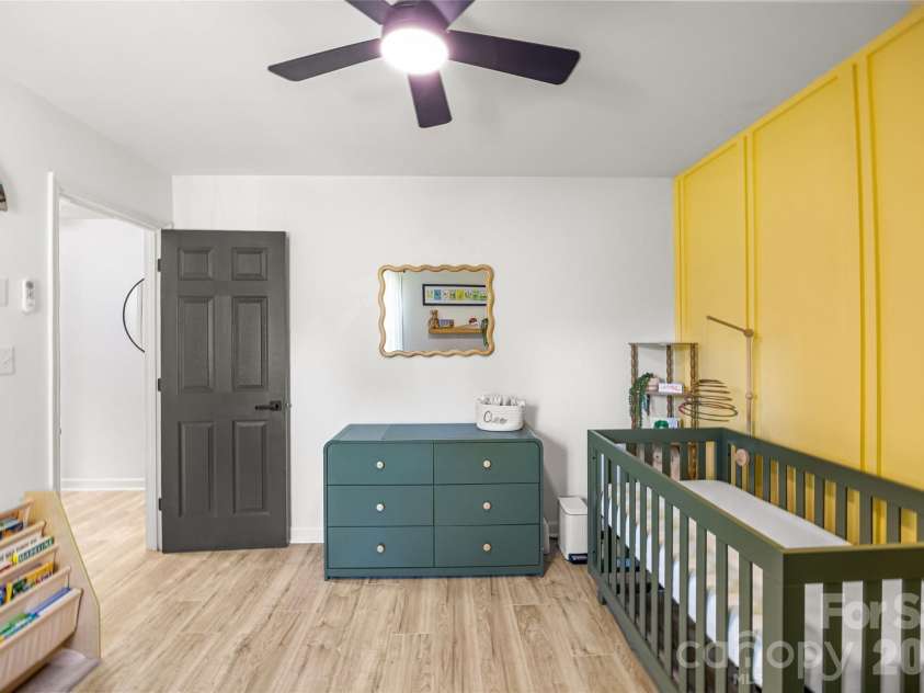 226 Vickery Drive, Charlotte, NC 28215.  MLS# CAR4415894, YatesRealty ID 45528. 
