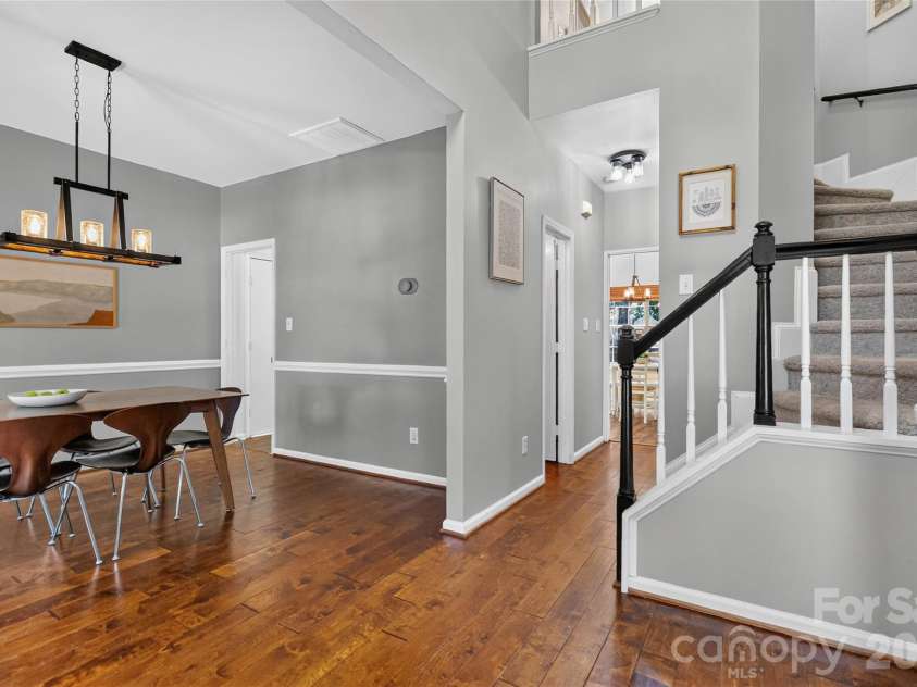 8914 Raven Park Drive, Charlotte, NC 28216.  MLS# CAR4413312, YatesRealty ID 45529. 