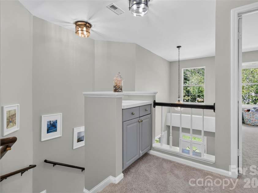 8914 Raven Park Drive, Charlotte, NC 28216.  MLS# CAR4413312, YatesRealty ID 45529. 