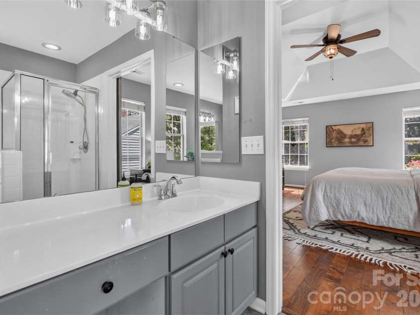 8914 Raven Park Drive, Charlotte, NC 28216.  MLS# CAR4413312, YatesRealty ID 45529. 