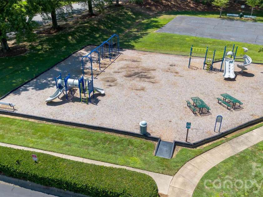 8914 Raven Park Drive, Charlotte, NC 28216.  MLS# CAR4413312, YatesRealty ID 45529. Community Playground