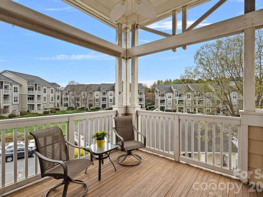 18742 Nautical Drive, Cornelius, NC 28031.  MLS# CAR4343939, YatesRealty ID 4553. Private balcony