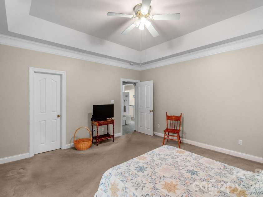 722 Canterbury Drive, Lancaster, SC 29720.  MLS# CAR4349697, YatesRealty ID 4553. 