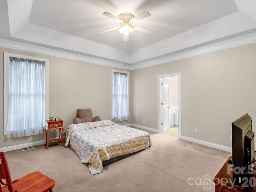 722 Canterbury Drive, Lancaster, SC 29720.  MLS# CAR4349697, YatesRealty ID 4553. 