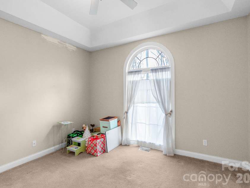 722 Canterbury Drive, Lancaster, SC 29720.  MLS# CAR4349697, YatesRealty ID 4553. 