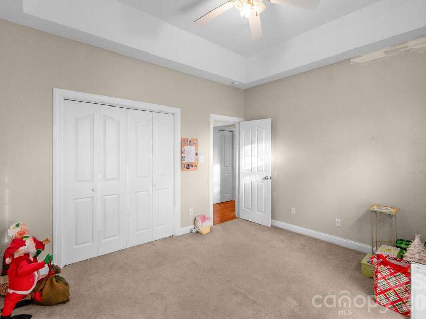 722 Canterbury Drive, Lancaster, SC 29720.  MLS# CAR4349697, YatesRealty ID 4553. 
