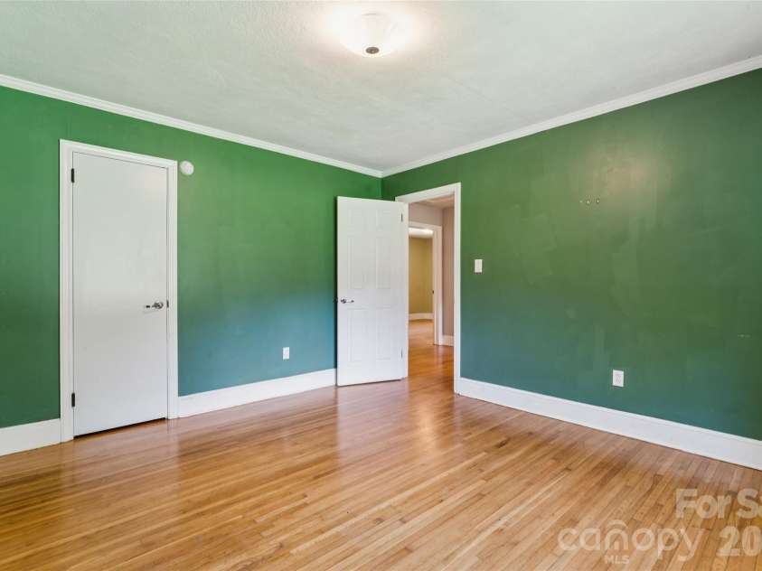 2305 Williams Road, Matthews, NC 28105.  MLS# CAR4416208, YatesRealty ID 45531. 