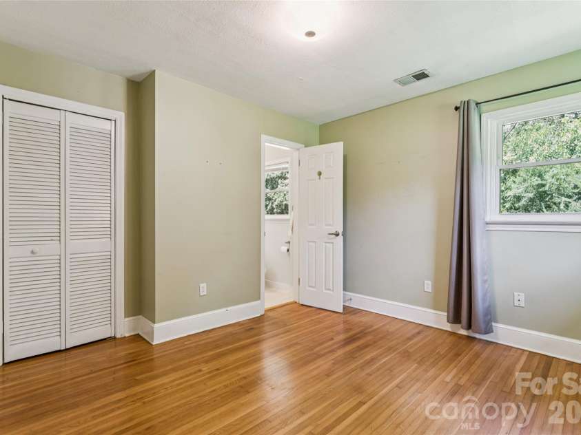 2305 Williams Road, Matthews, NC 28105.  MLS# CAR4416208, YatesRealty ID 45531. 