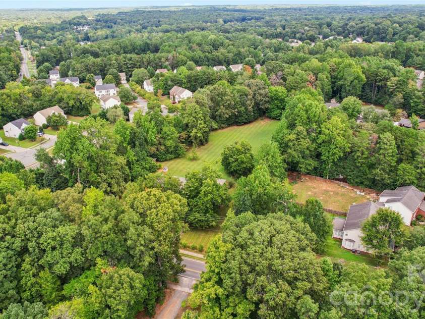 2305 Williams Road, Matthews, NC 28105.  MLS# CAR4416208, YatesRealty ID 45531. 