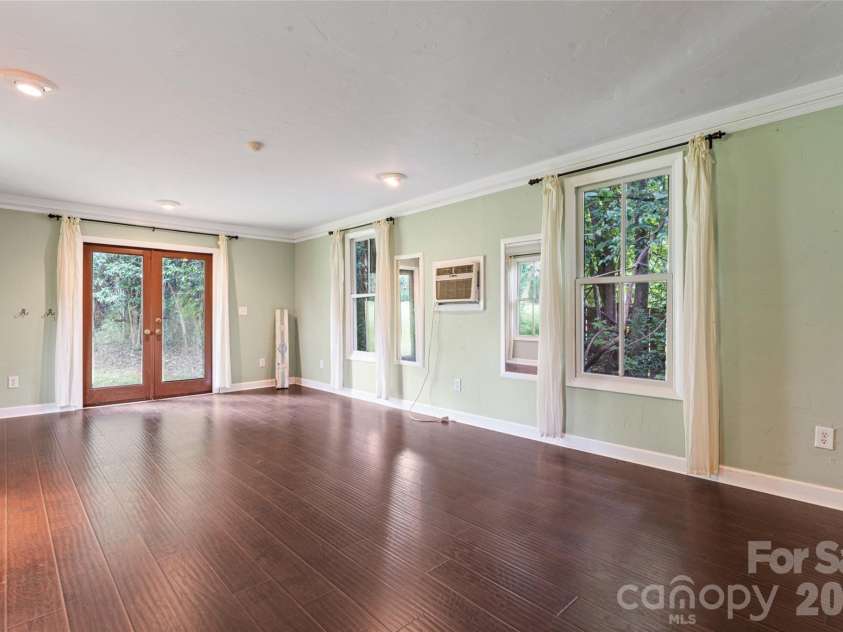 2305 Williams Road, Matthews, NC 28105.  MLS# CAR4416208, YatesRealty ID 45531. Blank Canvas Space