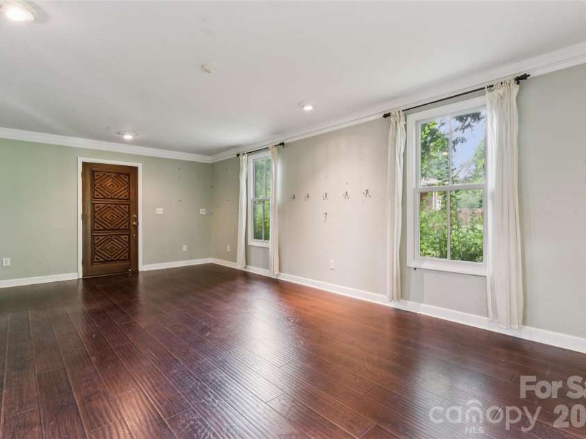 2305 Williams Road, Matthews, NC 28105.  MLS# CAR4416208, YatesRealty ID 45531. Blank Canvas Space